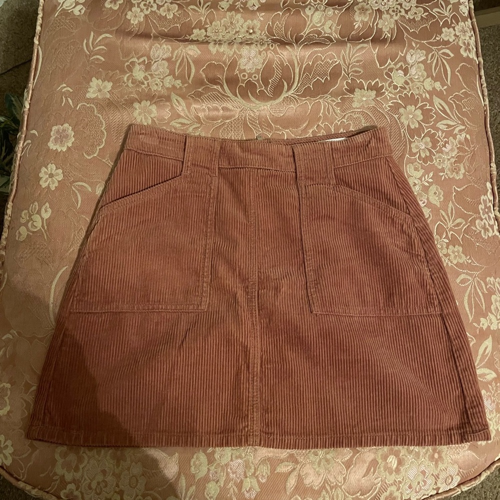 Kendall & Kylie Pink Corduroy mini skirt!